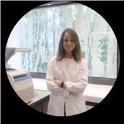 Profesora de Biología. Doctora en biología molecular. Experiencia en grupos pequeños y divulgación